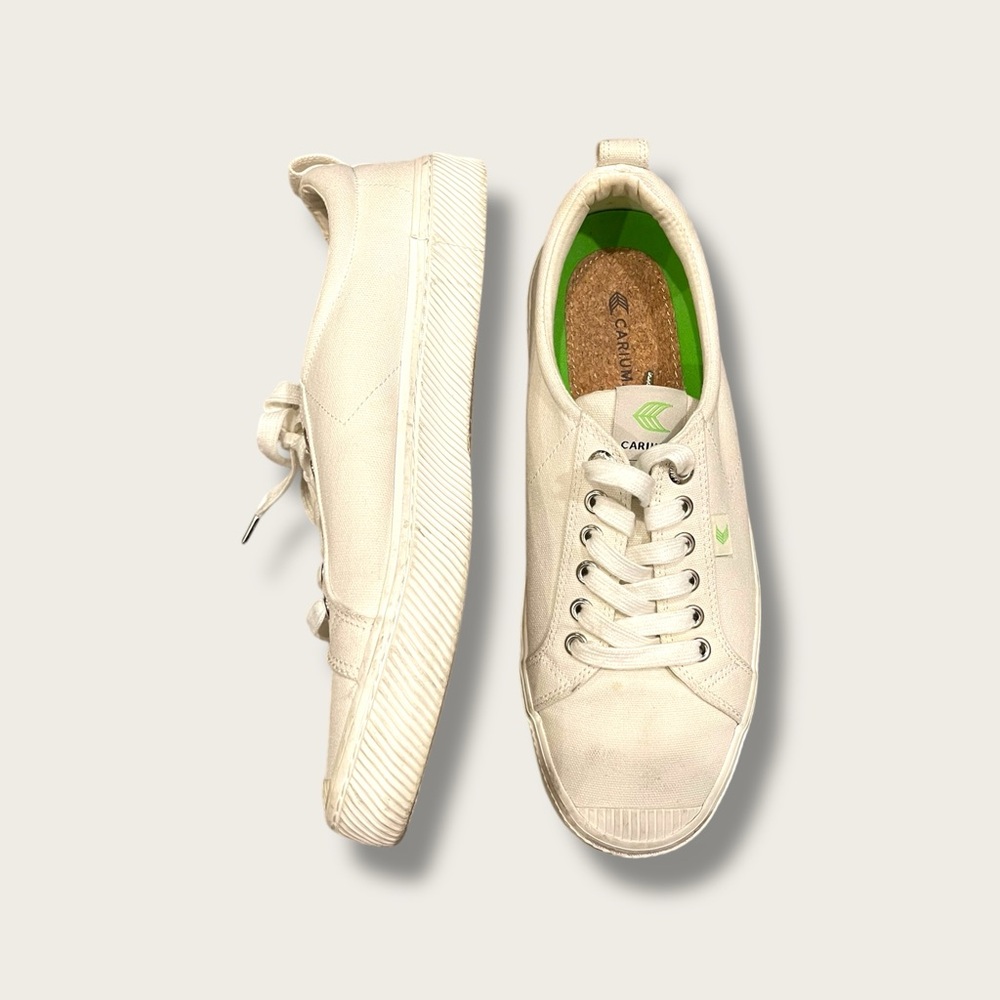 CARIUMA WHITE CANVAS LOW-TOP SNEAKERS - Picture 2 of 4